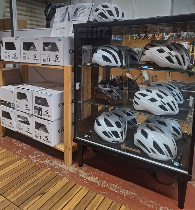 【越谷店】KARMOR全モデル展示中