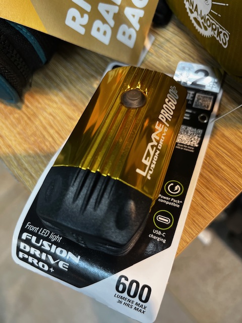 【稲城店】☆冬の必需品をご紹介！